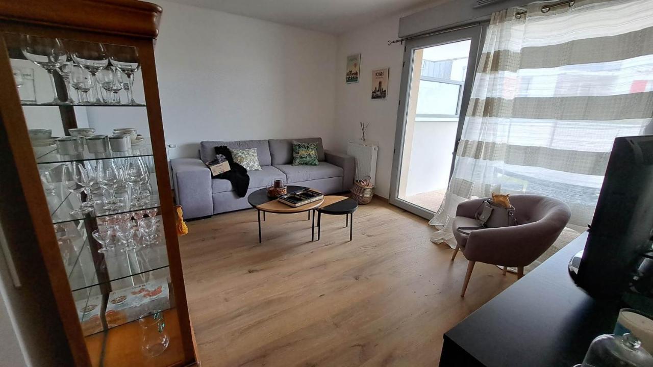 Joli Appartement Rdc T2 トゥール エクステリア 写真